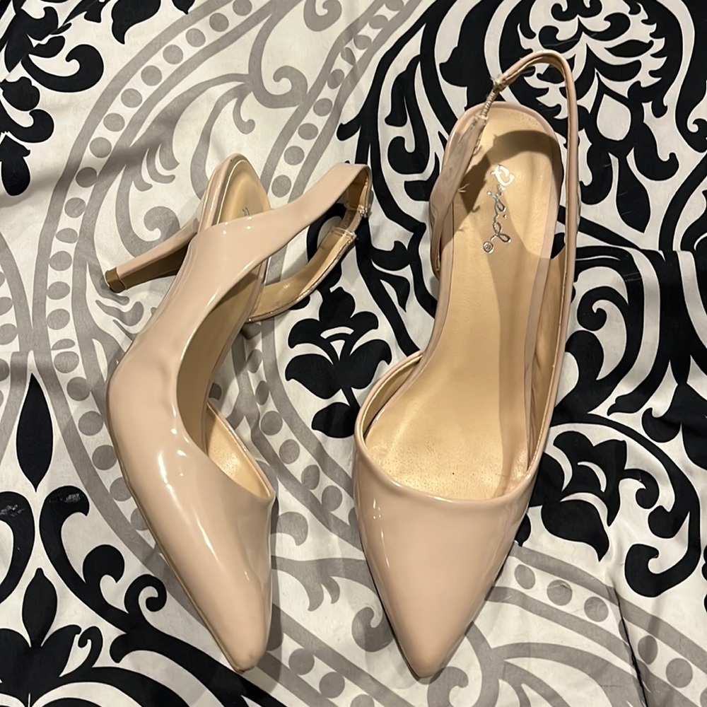 Glossy Nude Qupid Heels
